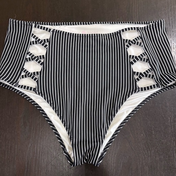 Shade & Shore Black & White Striped High Rise Bikini Batjing Suit Bottoms Size S - Picture 1 of 10